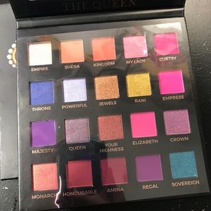 New Eloise The Queen Palette